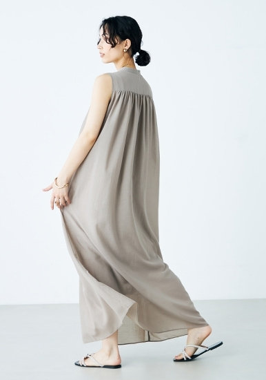 NOLLEY'S airy onepiece