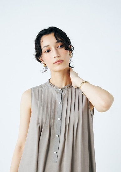 NOLLEY'S airy onepiece