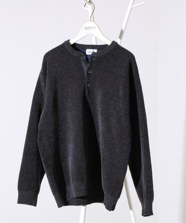 【昨年人気アイテム再登場！チクチクしないニット】モールバックボーダー ヘンリーネックニット