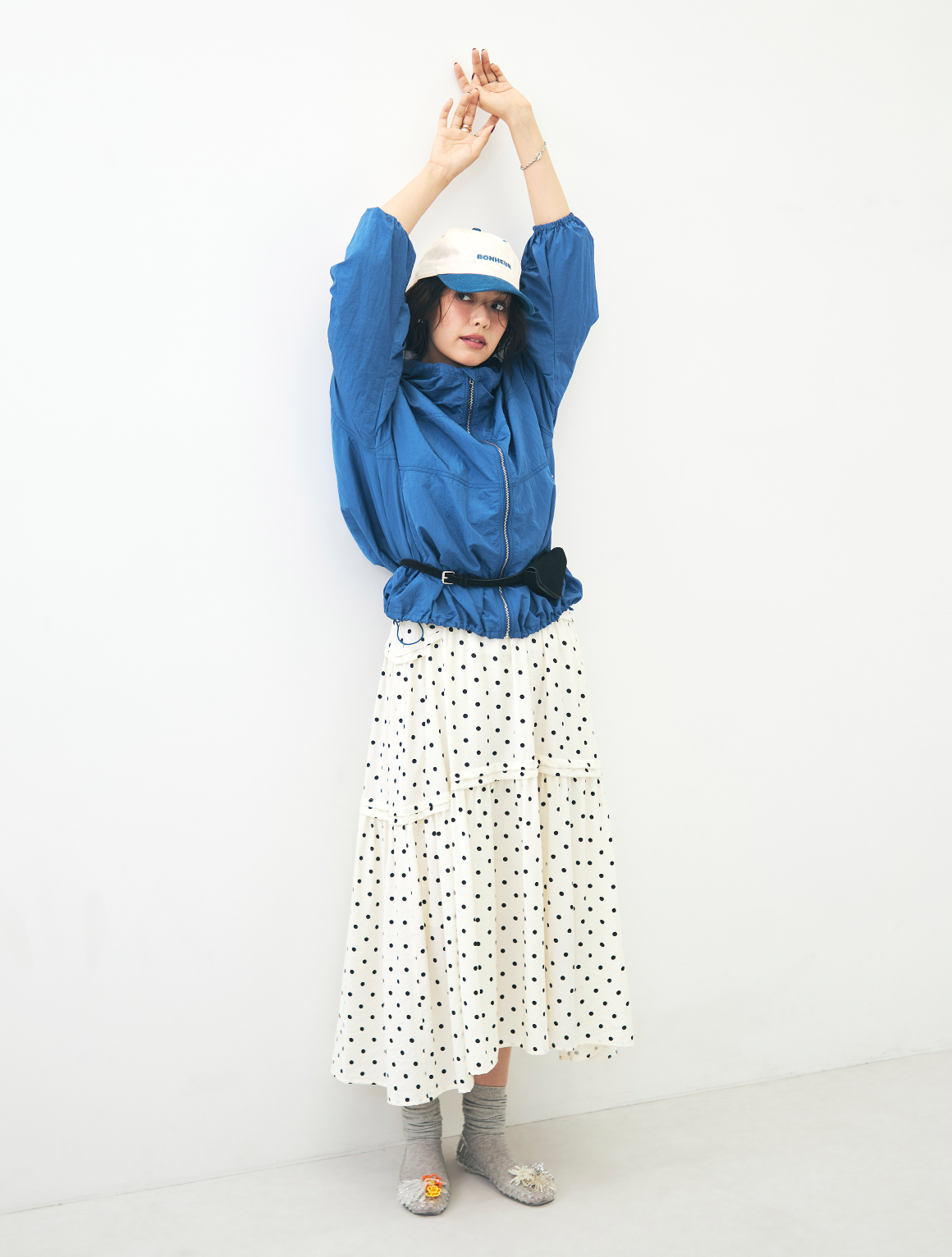 LOOK6-4