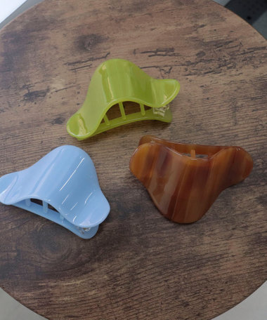 やま型ラウンドクリップ