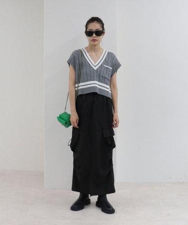 クロップド丈チルデンベスト