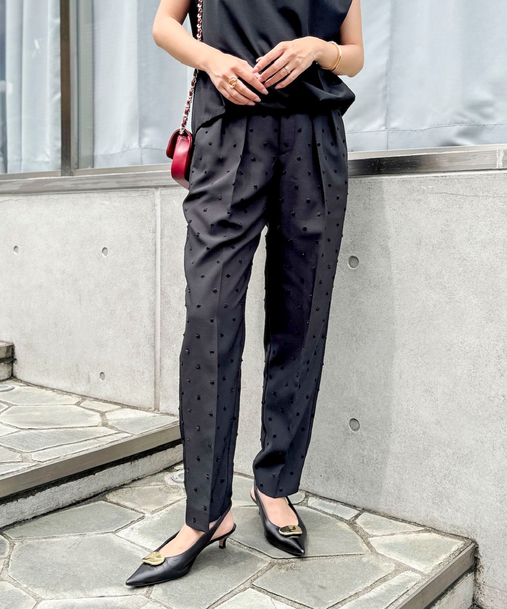 ウォッシャブルドットツッキリテーパードパンツ