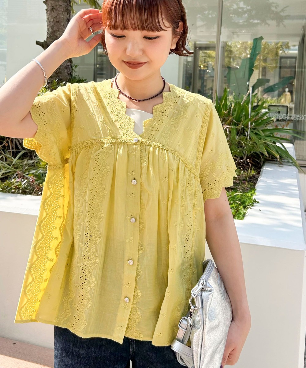 刺繍ハシゴレースブラウス