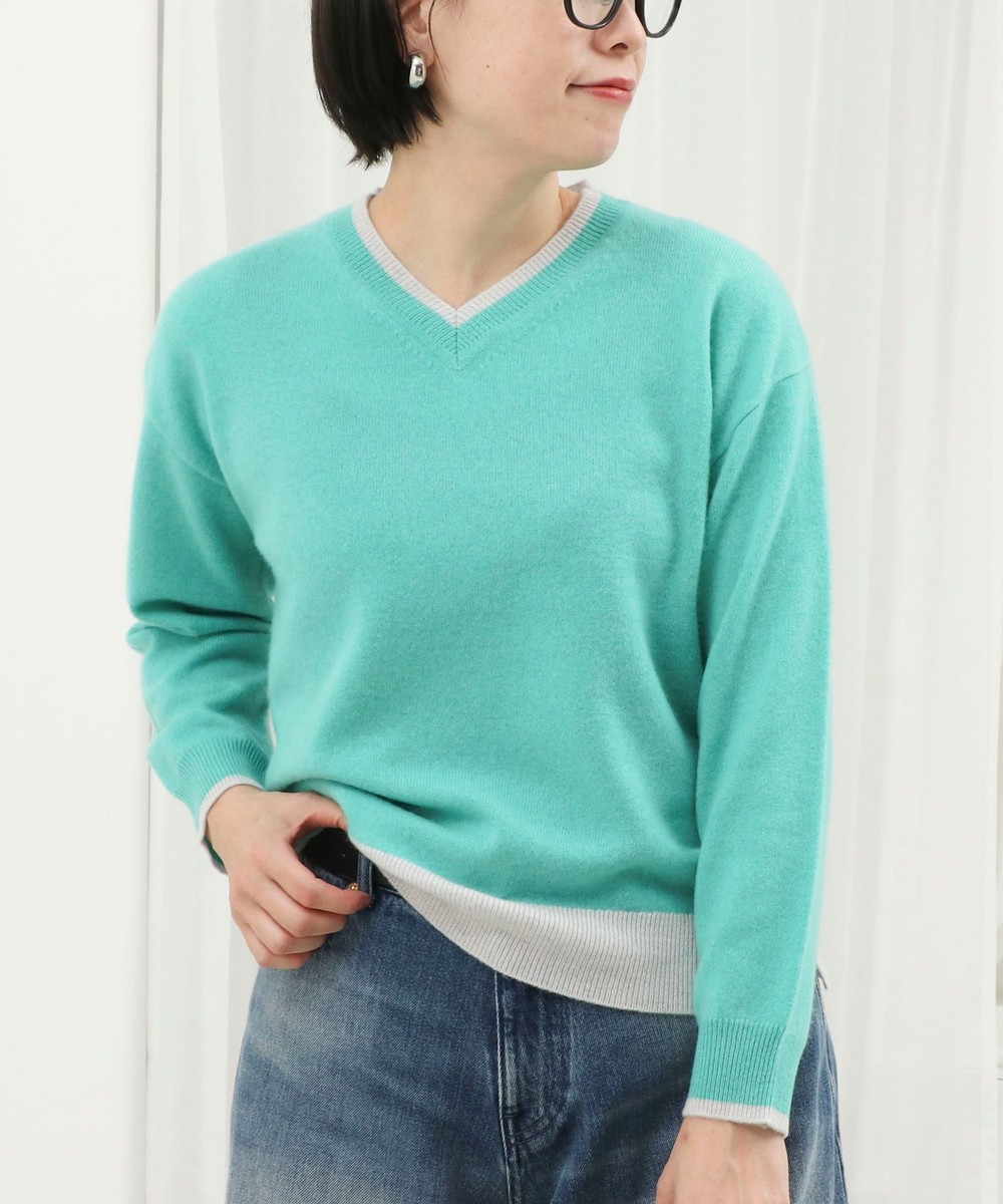 カシミヤ100％配色Vネックプルオーバーニット