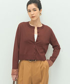 《手洗い可能》くるみ釦シアークルーネックカーディガン