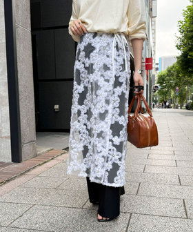 フラワーモチーフレイヤードスカート（5-0021-5-26-002）｜fredy emue