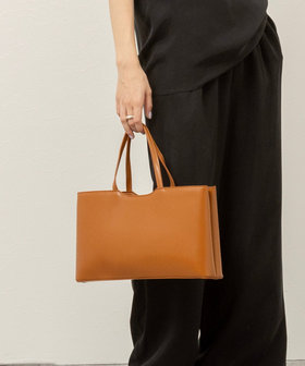 【MAQWEL/マクウェル】スクエアハンドバッグ