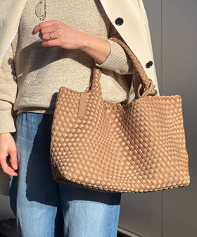 メッシュトートM