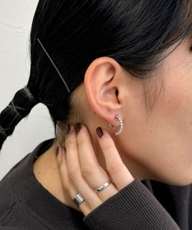 プチジルコニアラインカーブイヤリング