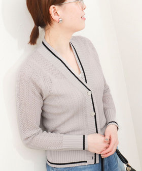 松葉柄ライン入りカーディガン