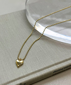 ハートトップアジャストミドルネックレス