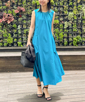 かおりんです。BARNEYS NEW YORK ノースリーブワンピース かおりん様専用です。BARNEYS NEW YORK ノースリーブワンピース