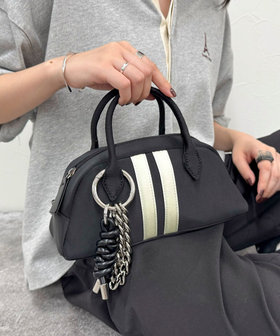 スポーティサテンボストンバッグ（5-0553-2-32-103）｜fredy