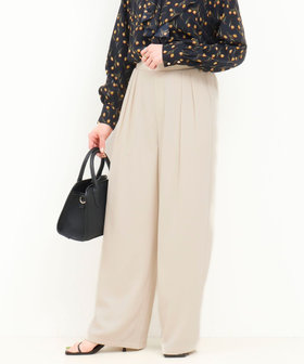 タックワイドパンツ