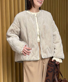 タフタ×ファーリバーシブルコート