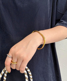 ステンレスカーブバングル