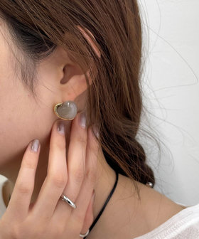 マーブル×メタルシャドーピアス