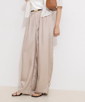 【一部店舗＆WEB限定カラー】ウォッシャブル高機能サテン裾タブ付きパンツ