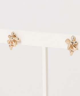 手描きフラワーピアス