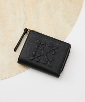 エンボスモノグラムハーフウォレット(SO-437)