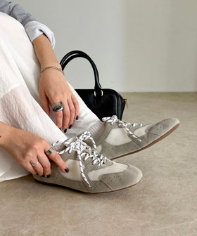 スマートメッシュスニーカー