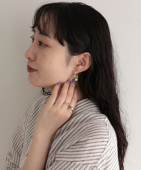 カラーマーガレットシンメピアス