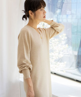 ◇【WEB限定】ウォッシャブルラメ総針Vネックコクーンワンピース（5