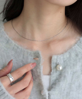 ねじりチェーンミディネックレス