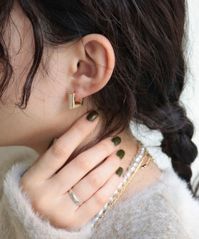 スクエアワンタッチピアス