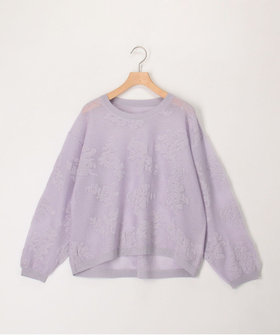 透かし編み花柄プルオーバーニット