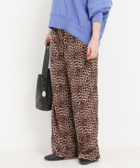裾ドロストレオパード柄パンツ