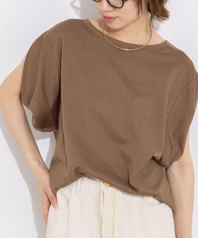 変形フレンチスリーブボートネックカットソー