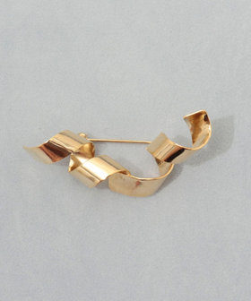 【grâce grace/グラスグラス】スクリューブローチ