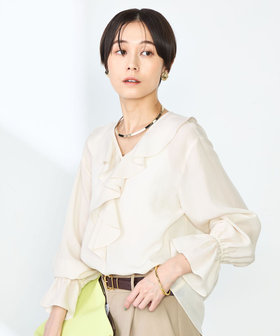 追加】(CLASSY5月号掲載)ラッフル衿とろみブラウス（5-0035-1-01