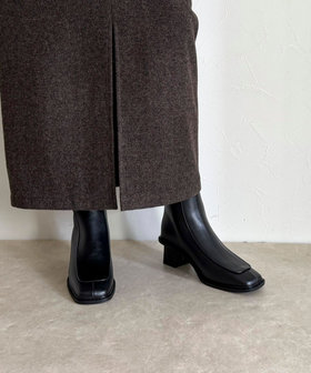 スクエアトゥブーツ