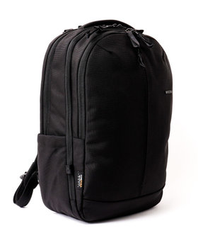 Incase Tracks Backpack 25L インケース トラックス トラックスバックパック25(Tracks Backpack 25L) -黒(ブラック