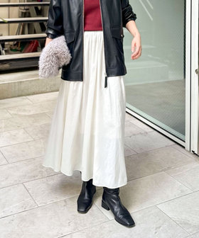 ウォッシャブルレザーサテンギャザースカート