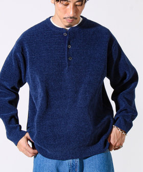 【昨年人気アイテム再登場！チクチクしないニット】モールバックボーダー ヘンリーネックニット