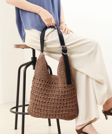 透かし編みワンショルダーバッグ