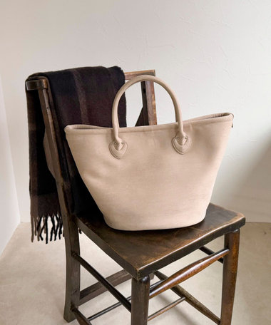 フェイクスエードパイピングトートバッグ