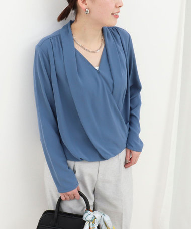 ドレープ&タックブラウス