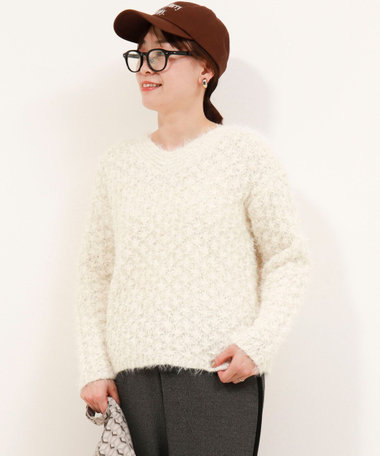 ラメフラワーフェザーモール2WAYネックプルオーバーニット