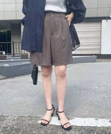 タックハーフパンツ（4-0021-3-29-008）｜fredy emue(フレディ