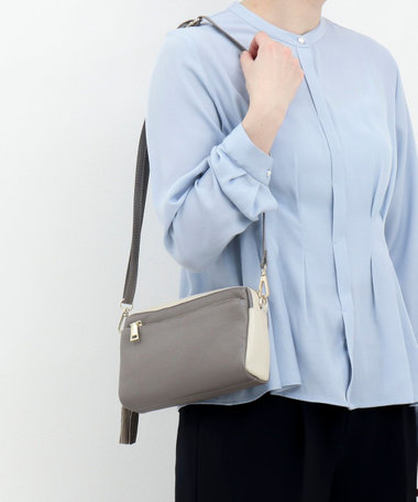 バイカラーレザーショルダーバッグ