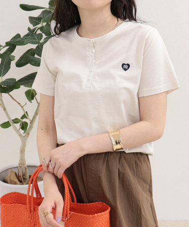 【昨年大人気！待望の再登場】ハートFR刺しゅうヘンリーネックTシャツ