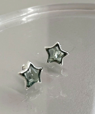 クリアスターワンタッチピアス
