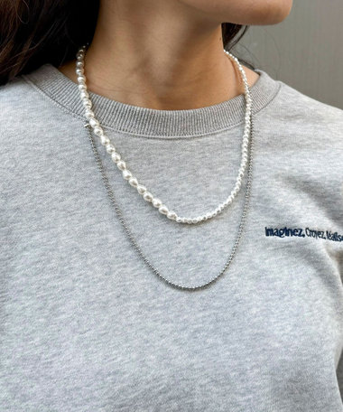 パールチェーンアシメネックレス