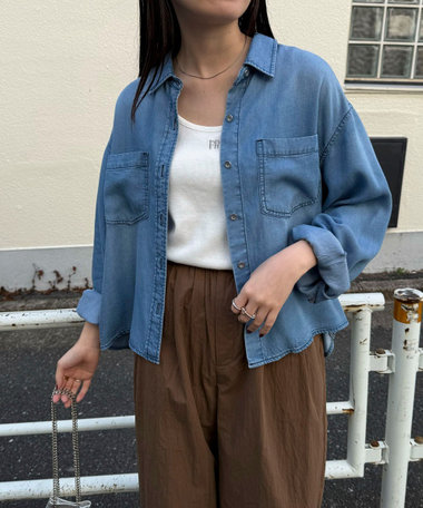 とろみデニムクロップドシャツ