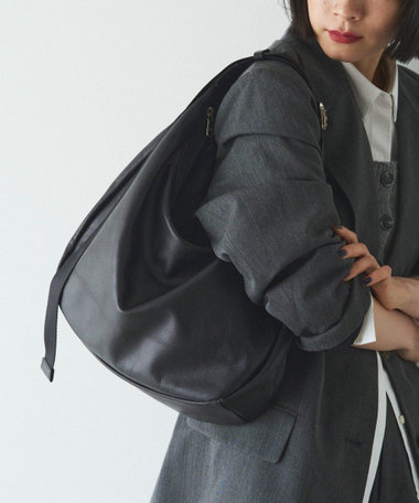 【名品】ソフトレザーラウンドビッグショルダーバッグ(CE-1325-WEB)